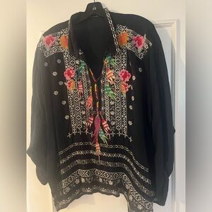Johnny Was silk embroidered shirt. Size large